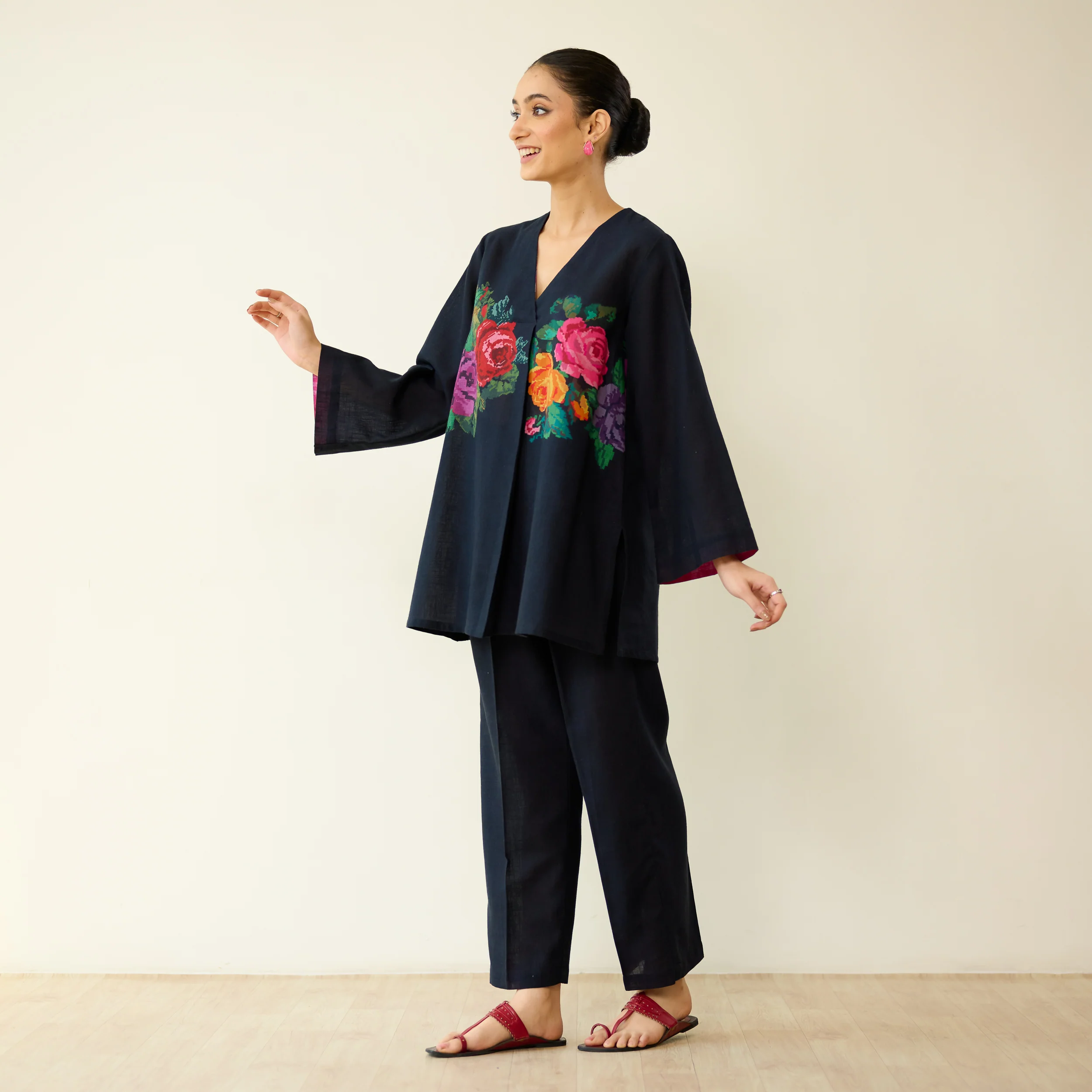 Stitch Rose Pure Slub Cotton Co-ord Set - Black - Image 4