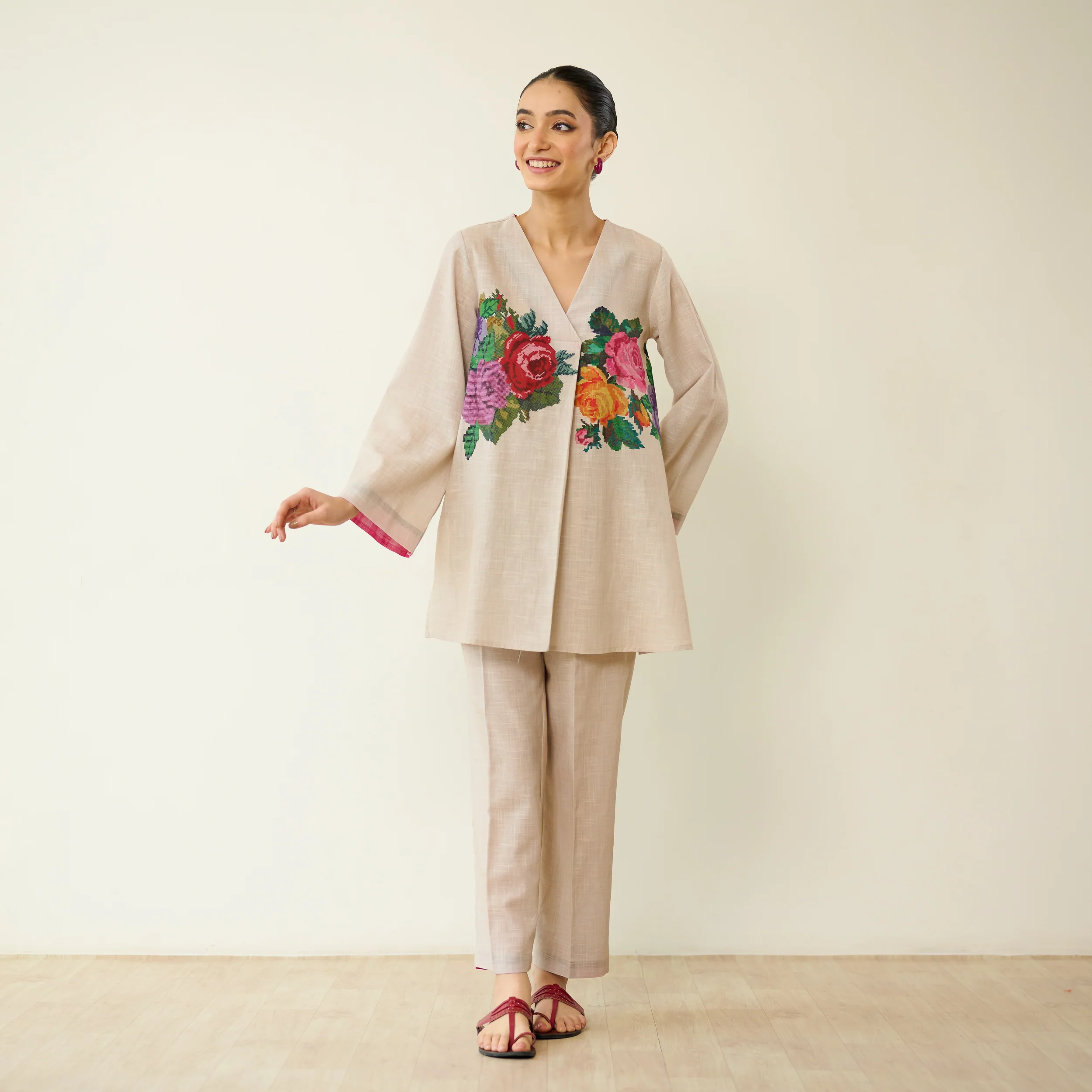 Stitch Rose Pure Slub Cotton Co-ord Set - Off White - Image 4