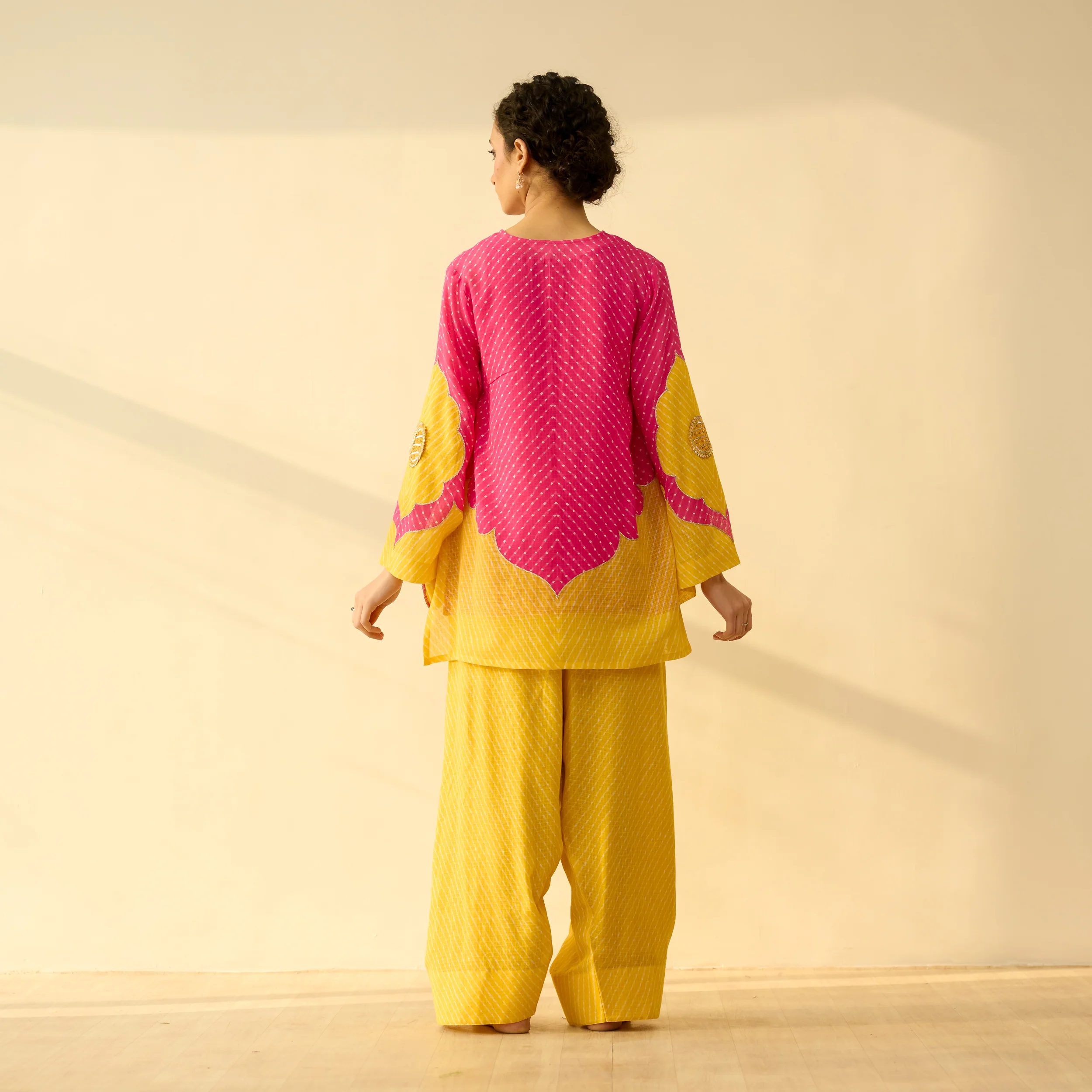 Sundari Kota Doria Cotton Farshi Set with Dupatta - Gulal Pink & Haldi Yellow - Image 7