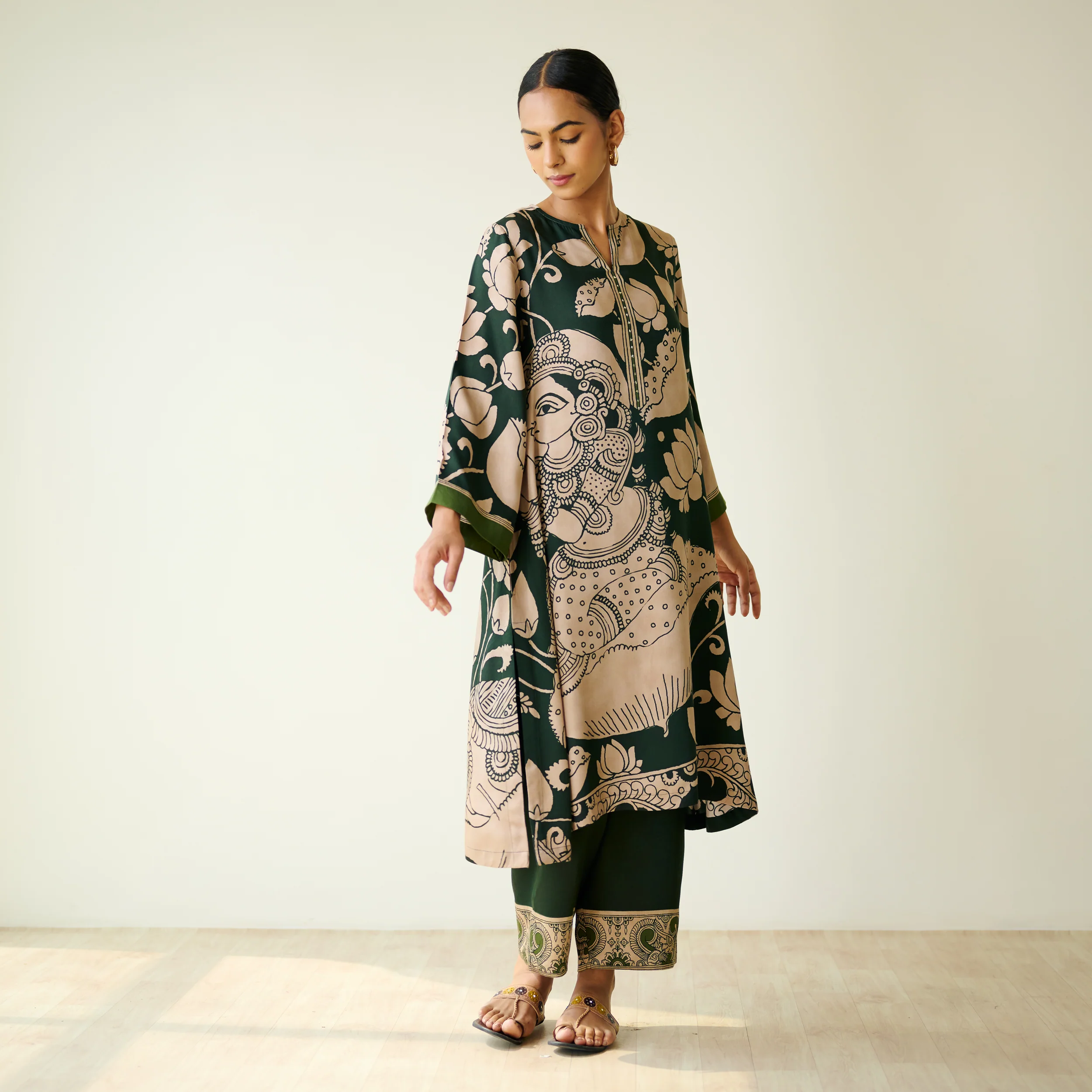 Syahi Modal Satin Kurta Set with Mukaish Embroidery Details - Forest Green - Image 3
