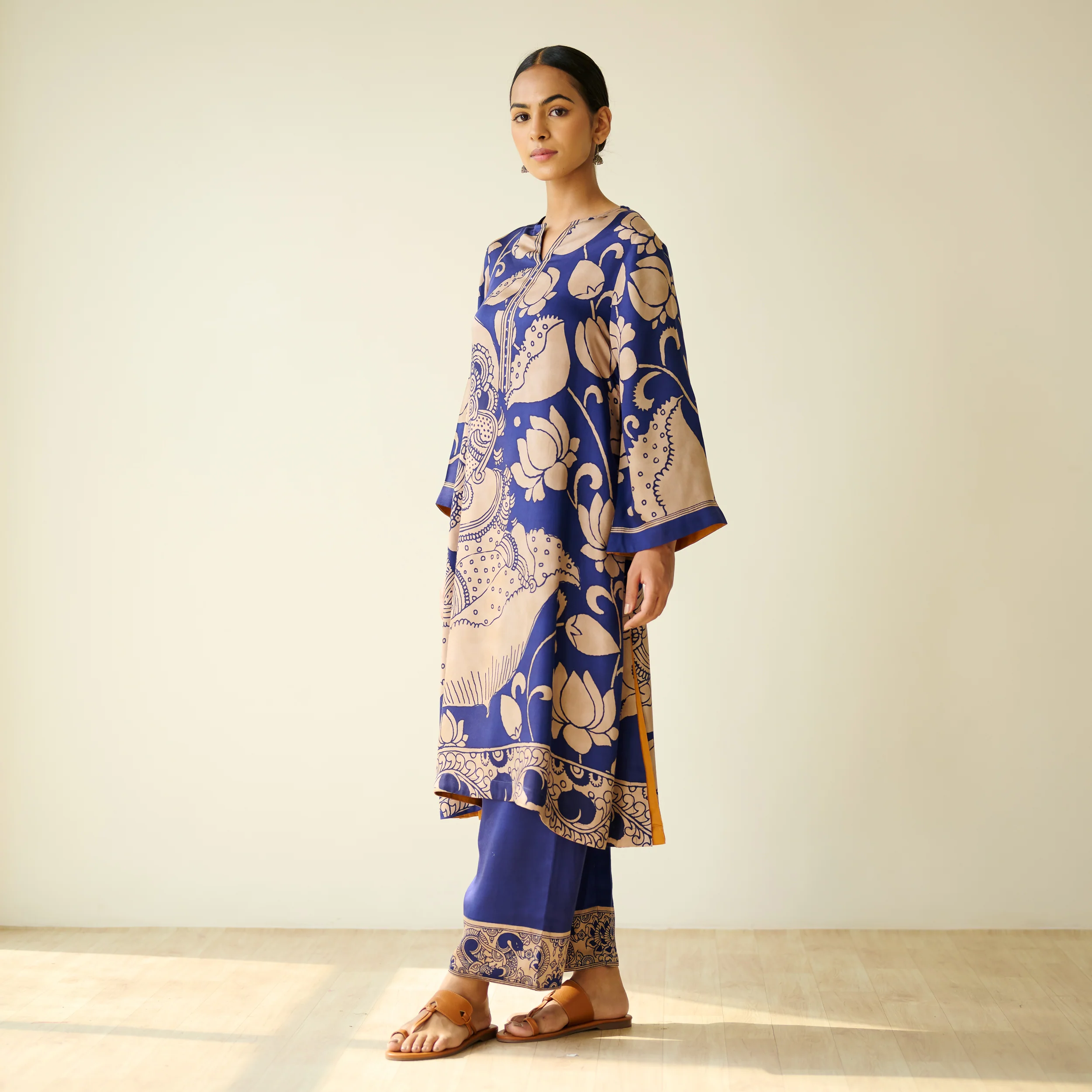 Syahi Modal Satin Kurta Set with Mukaish Embroidery Details - Royal Blue - Image 4