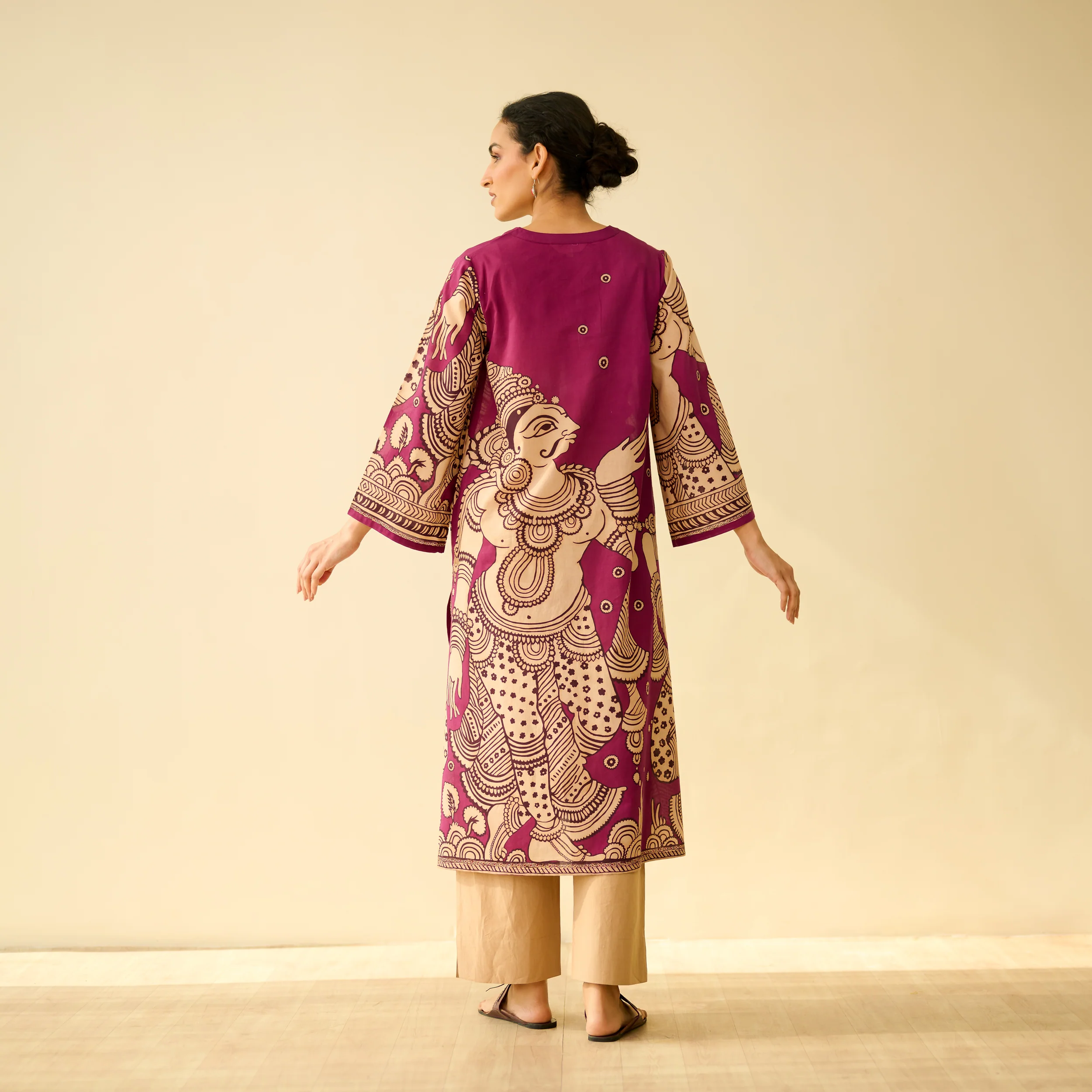 Taal Hand Embroidered Mulmul Cotton Kurta - Onion Pink - Image 4
