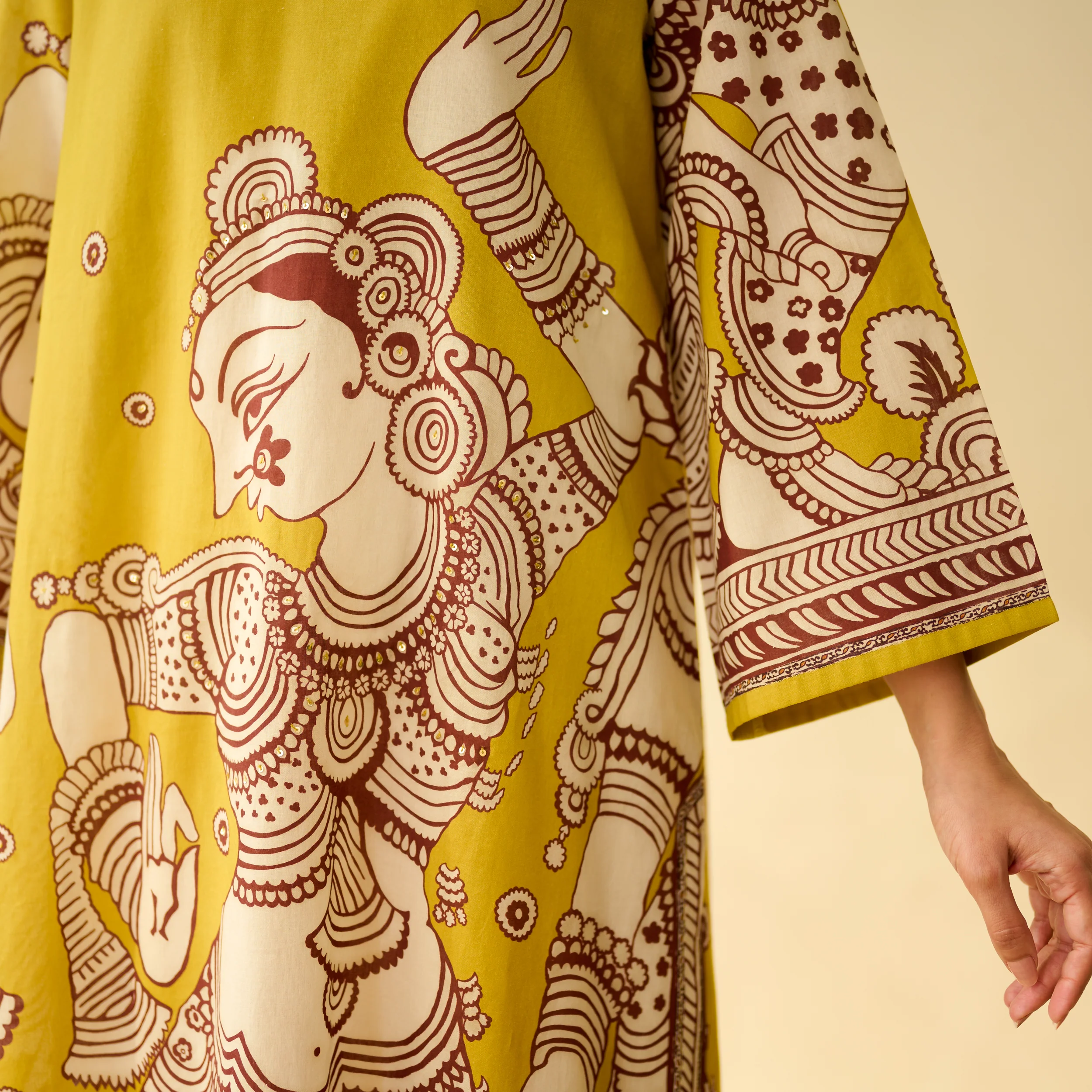 Taal Hand Embroidered Mulmul Cotton Kurta - Yellow - Image 3