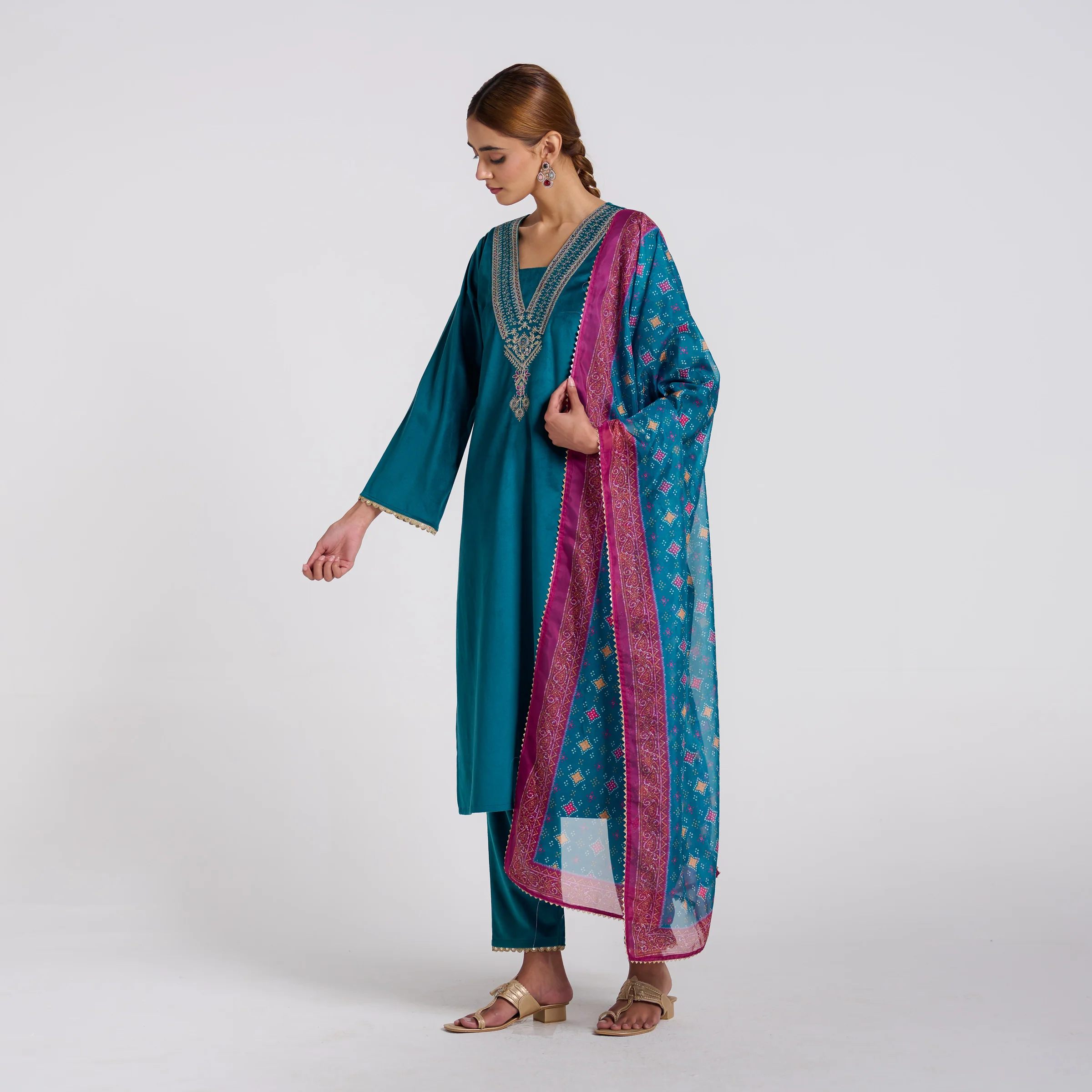 Teal Embroidered Zareen Velvet Set with Dupatta - Image 4