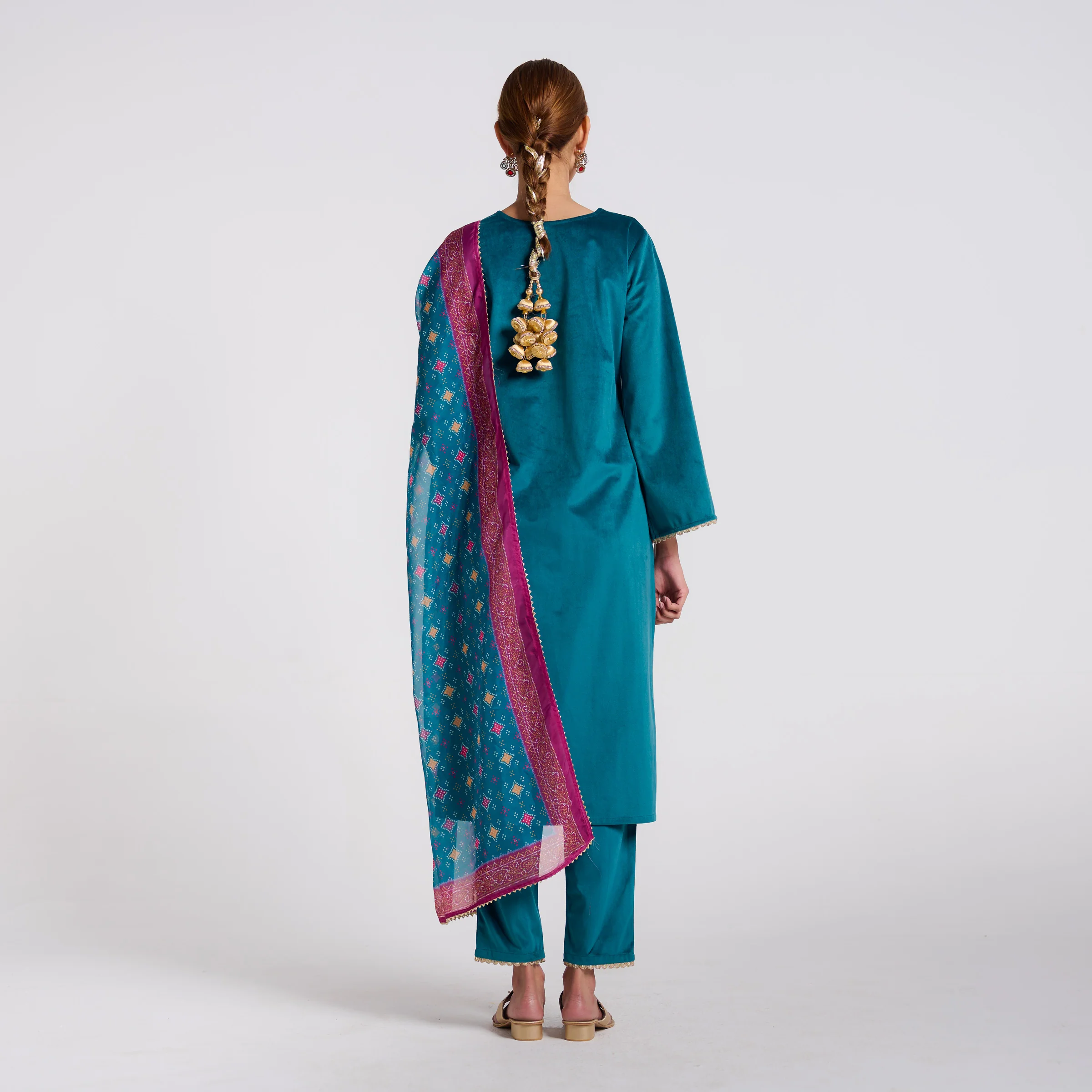 Teal Embroidered Zareen Velvet Set with Dupatta - Image 6