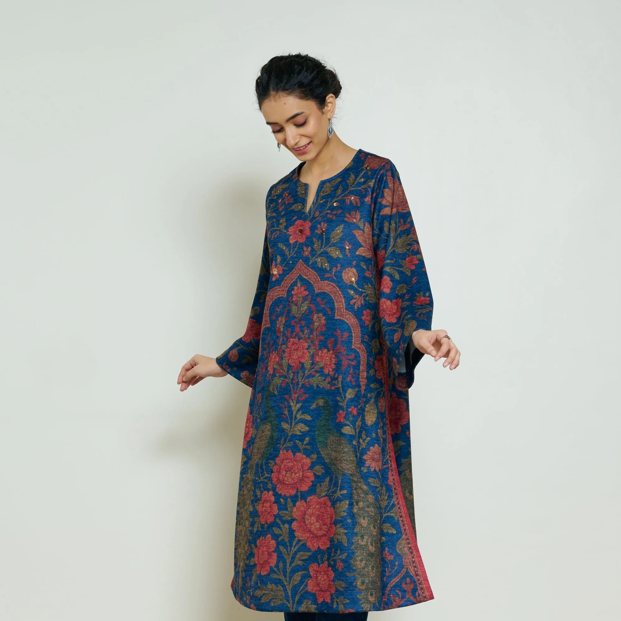 Valley of Flowers Hand Embroidered Woollen Kurta - Electric Blue - Image 8