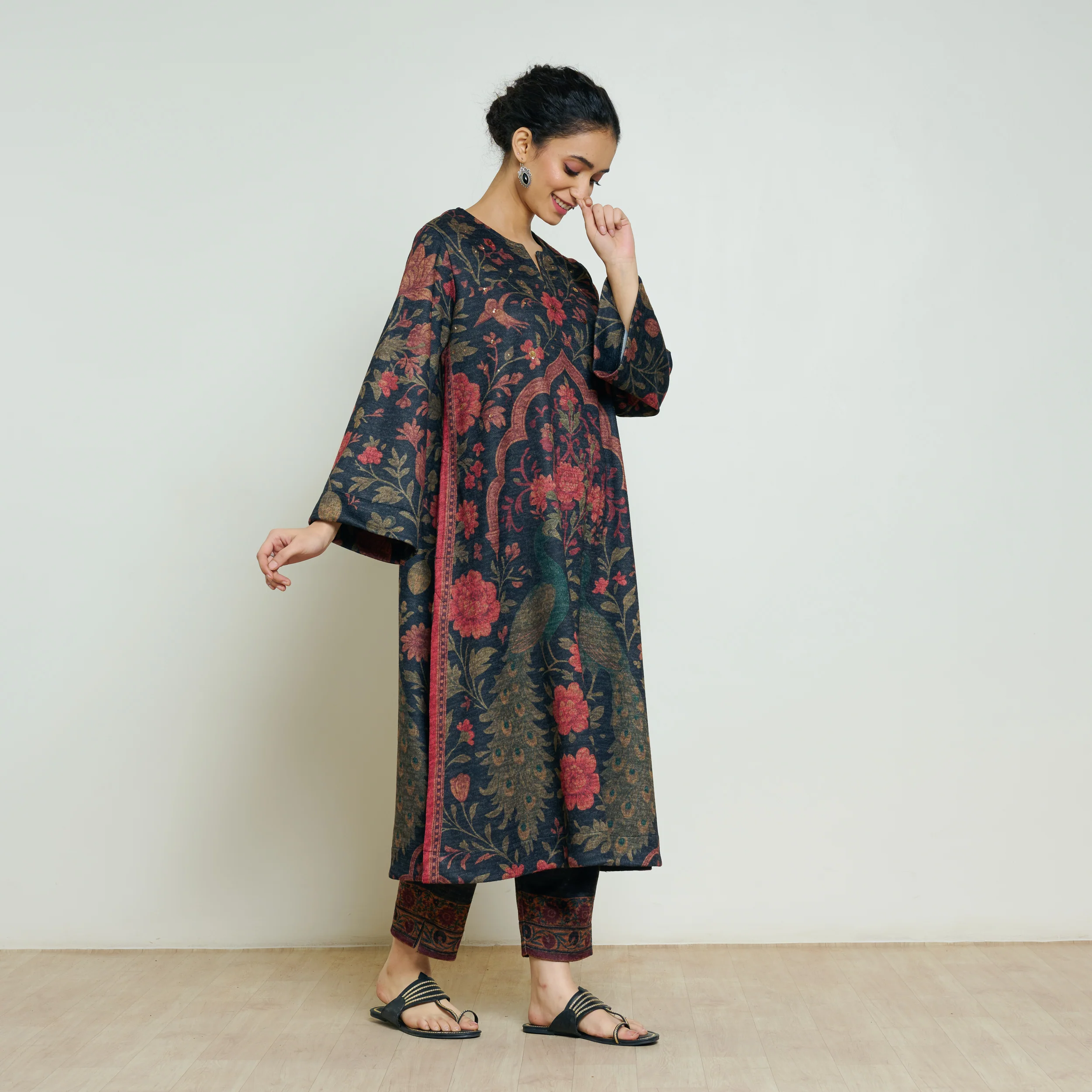 Valley of Flowers Hand Embroidered Woollen Kurta Set - Charcoal - Image 8