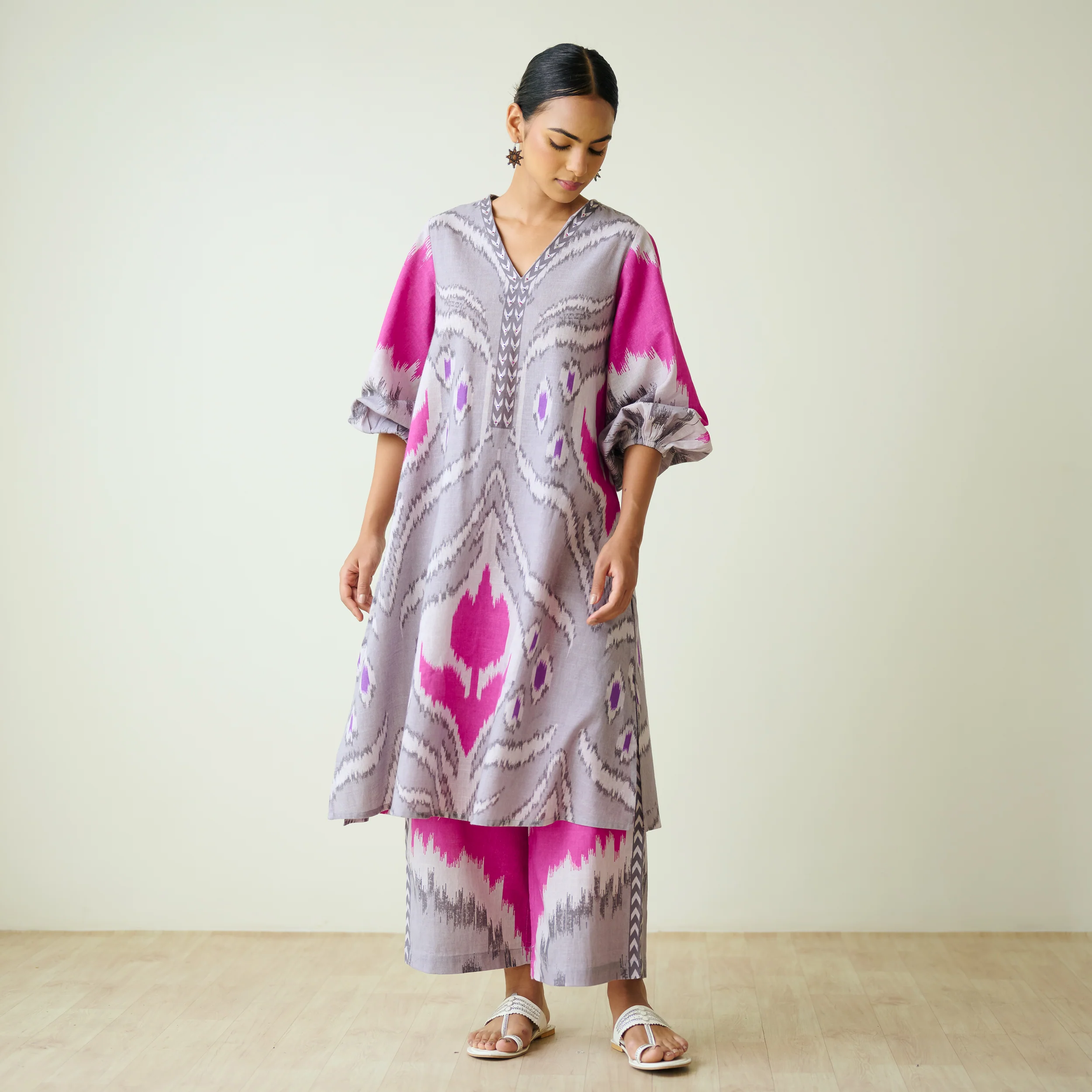 Viola Hand Embroidered Slub Cotton Kurta Set - Grey