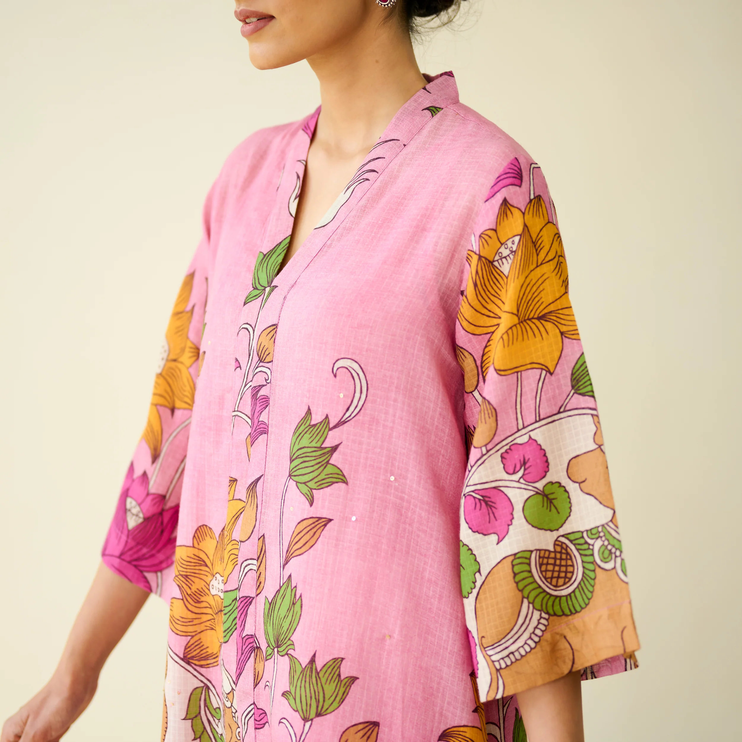 Vrinda Hand Embroidered Kota Doria Cotton Kurta - Pink - Image 4