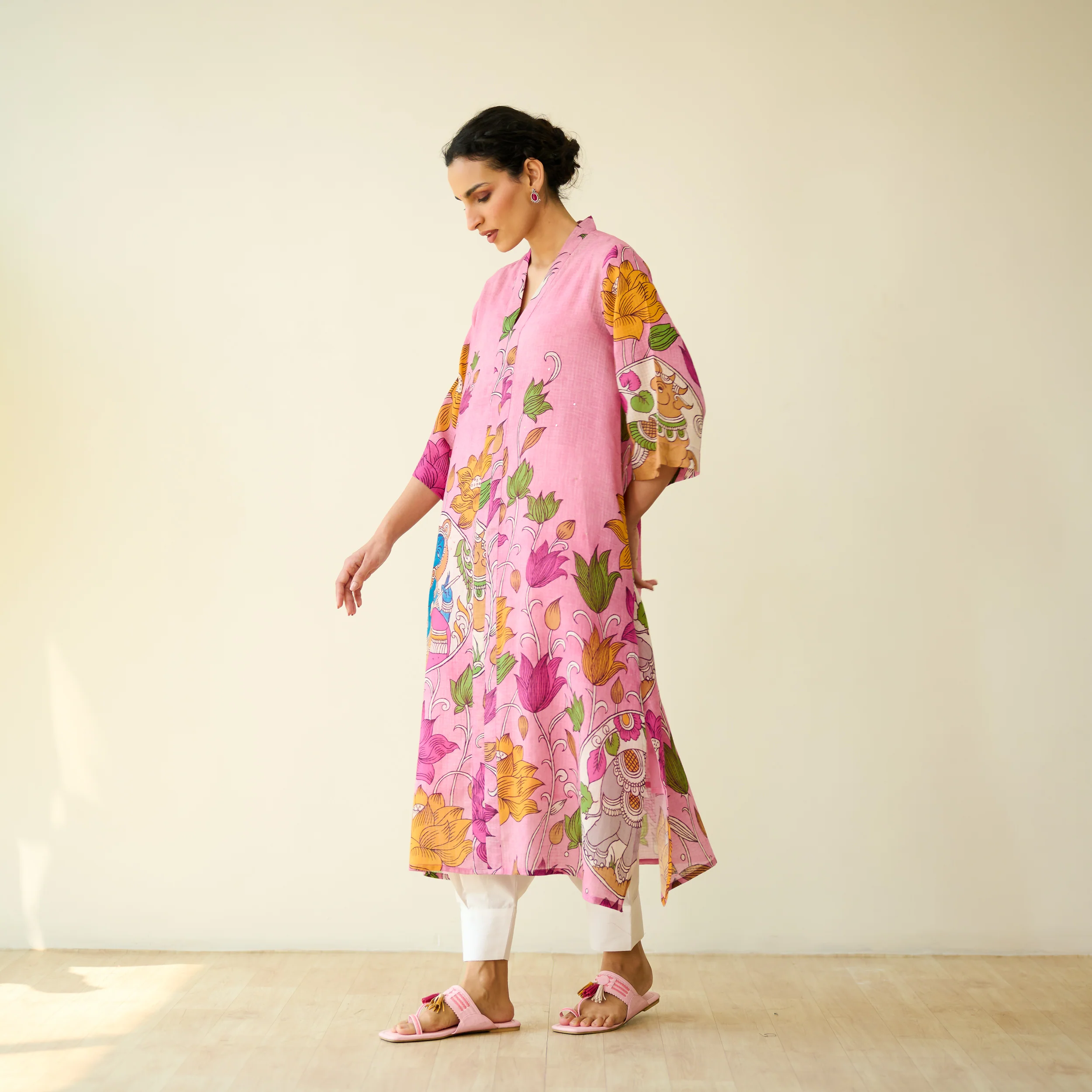 Vrinda Hand Embroidered Kota Doria Cotton Kurta - Pink - Image 5