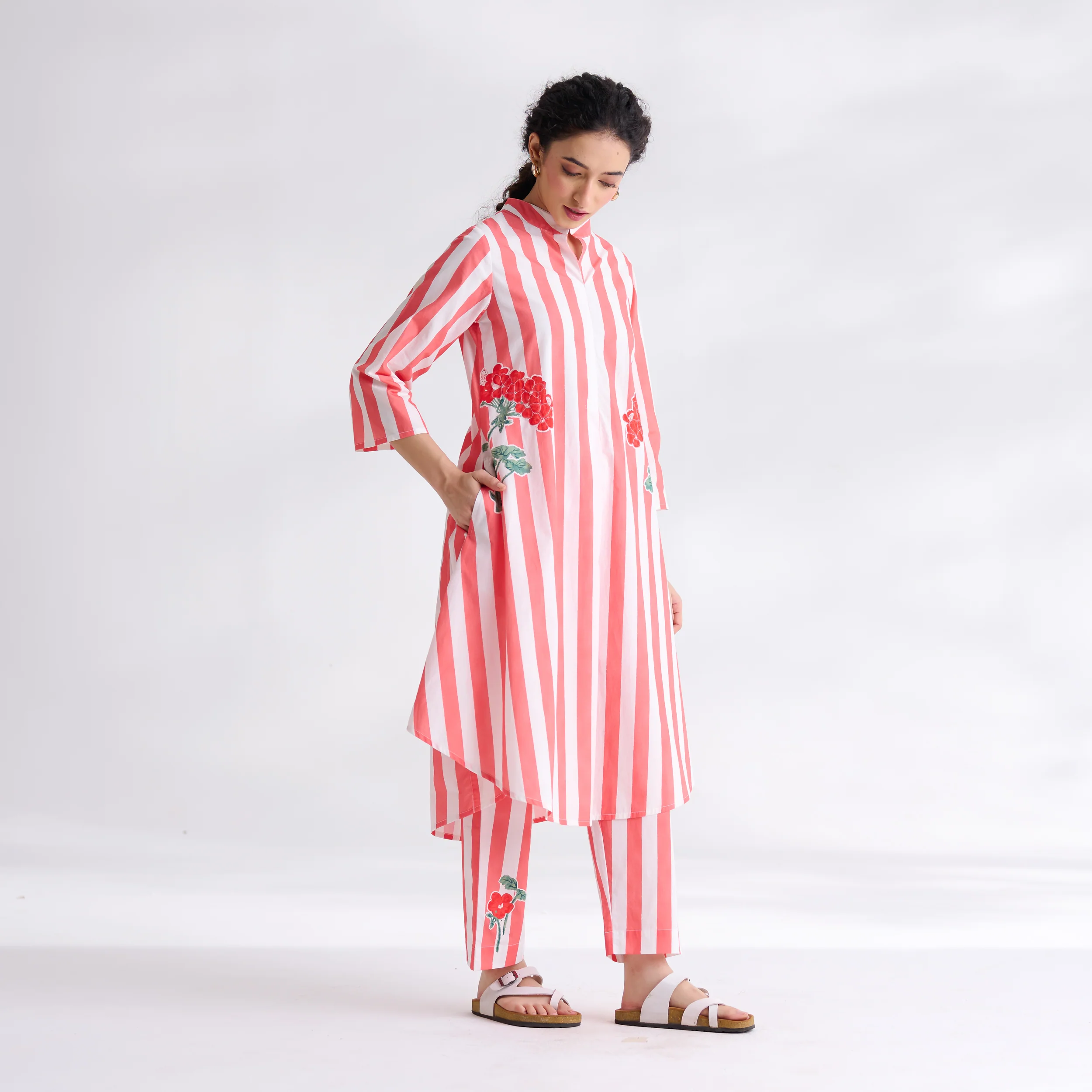 Wildflower Embroidered Cotton Kurta Set - Coral - Image 3
